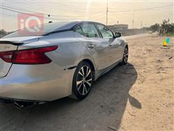 نيسان ماكسيما